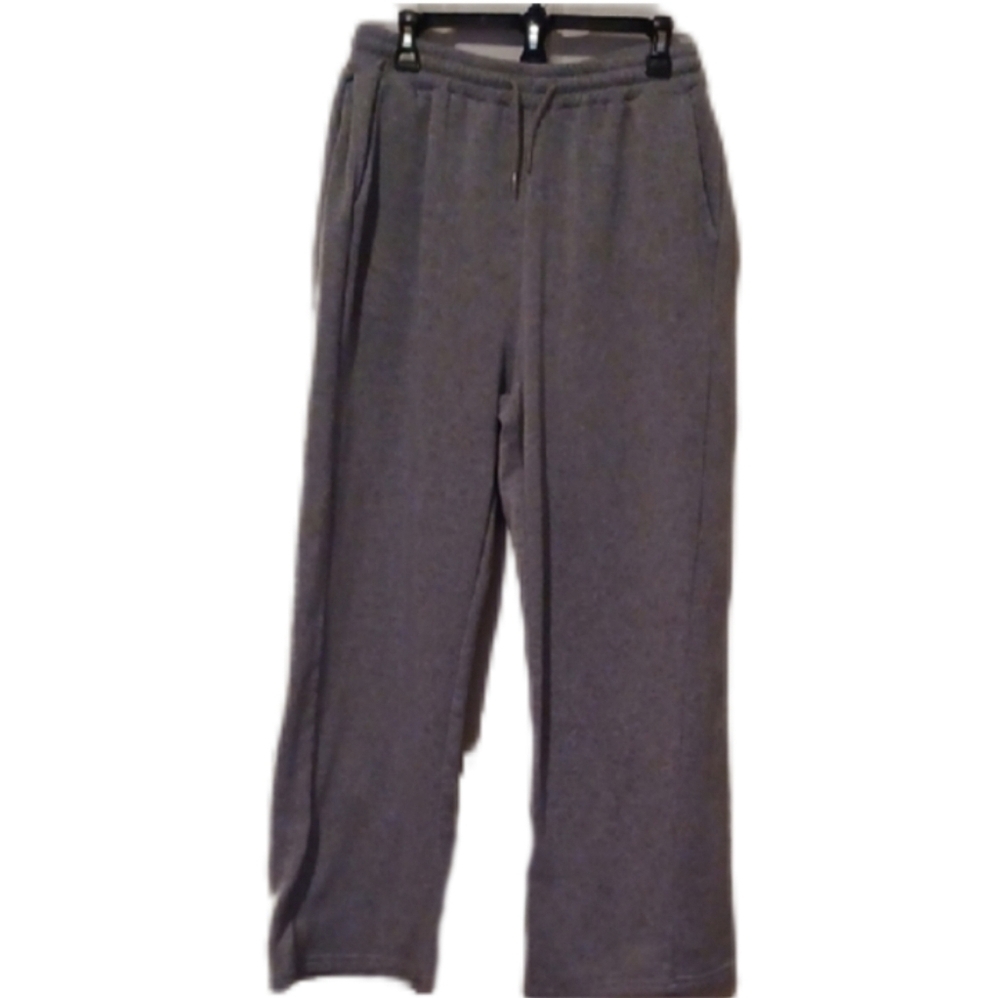 -- Manfinity Men's Gray Joggers